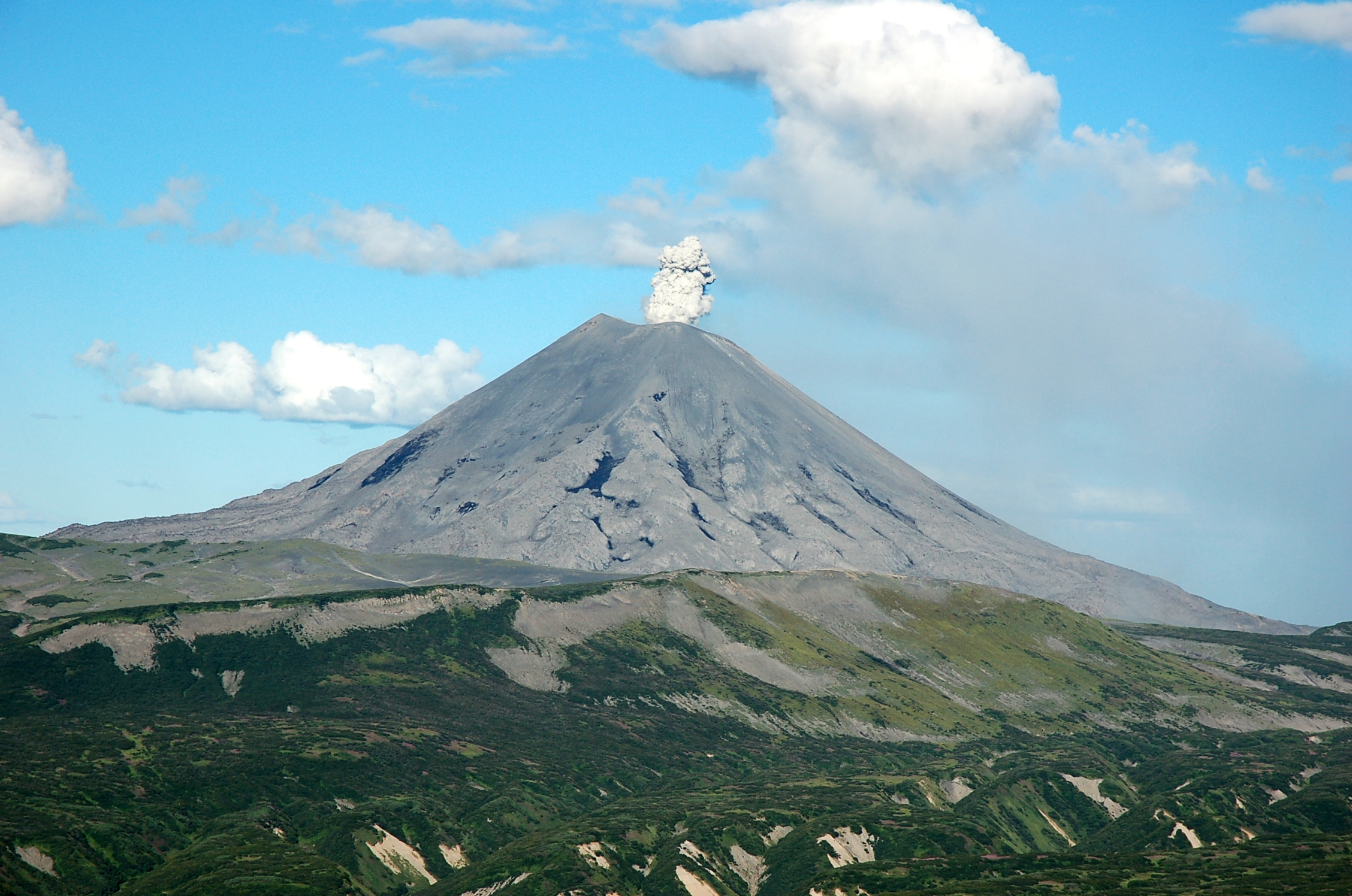 Did Volcanoes Really Doom the Dinosaurs? Unveiling the Fiery Truth